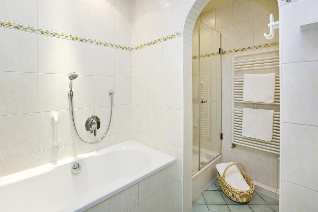 Ringhotel Nebelhornblick Oberstdorf Bagian luar foto